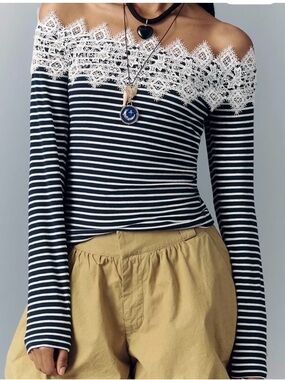 Maeve Black & White Striped Lace Off-Shoulder Long Sleeve Top